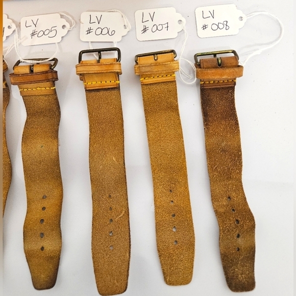 Louis Vuitton Authentic Powanie Vachetta Leather Luggage Strap in Tan - Picture 11 of 13